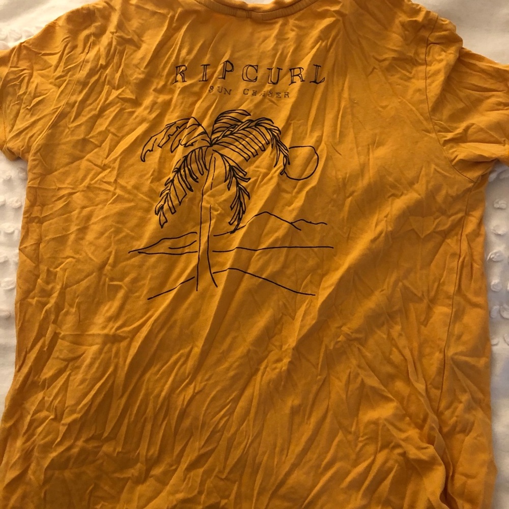 ripcurl yellow shirt